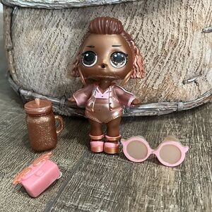 LOL Surprise! Ultra Rare Instagold Doll Glasses & Bottle